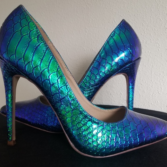 Etc Shoes - Metallic Heels